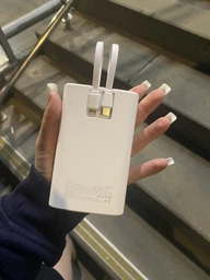 УМБ LaKuun 20000 mAh 35W Fast Charge Power Bank Повербанк Built-In Lighting 27W and USB-C 35W Cables Black (LK08) фото від покупців 6