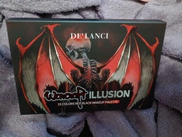 Палетка теней для век DE`LANCI Warcraft illusion 15 высокопигментированных цветов