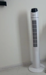 Вентилятор Ardesto FNT-R44X1W колонного типа