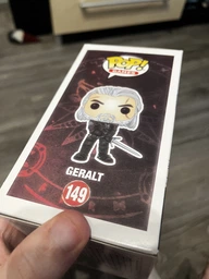 Фигурка из игры The Witcher Ведьмак Geralt of Rivia Геральт, 10 см + защита для коробки (TW 0007) фото от покупателей 5