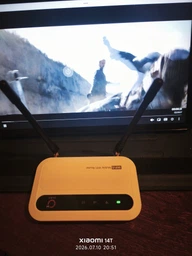 Мобільний маршрутизатор 4G модем/роутер Wi-Fi OLAX MF985 (Cat.4) з SIM-карткою. Сумісний з Київстар, Vodafone, Lifecell. До 10 підключень по WiFi. Швидкість до 150 Мбіт/с. Батарея 3000 мАг. Дві антени CRC9 по 5 дБі. Підтримка MIMO