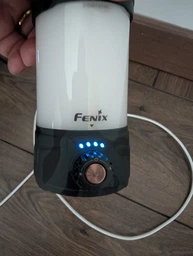 Кемпінговий ліхтар Fenix CL26R Pro з червоним світлом, Powerbank, 650 лм, Powerbank, магніт та гачок для підвішування, IP66, USB-C зарядка Сірий камуфляж (CL26RPROGC)