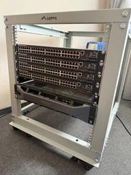 Серверная стойка Lanberg Open Rack 19" 12U 600x600-1100 Grey (OR01-6112-S) фото от покупателей 1
