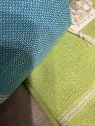Пляжное полотенце большое Peshtemal Green 100х180 см пештемаль для пляжа бассейна хамама бани компактное с бахромой на подарок зеленое фото от покупателей 3