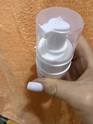 Пінка для вмивання Hollyskin Hyaluronic Acid Foaming Facial Cleanser з гіалуроновою кислотою 150 мл фото від покупців 3