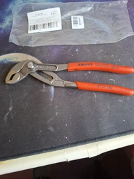 Клещи переставные-гаечный ключ Knipex 180 мм (86 01 180)