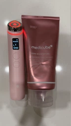 Устройство для домашнего ухода за кожей 6 в 1 Medicube AGE-R Booster Pro, Pink