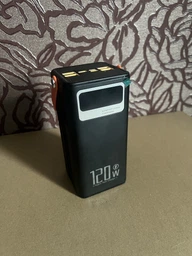 Павербанк 100000 mAh 120W зі швидкою зарядкою та вбудованим кабелем портативний зовнішній акумулятор (білий) фото від покупців 5