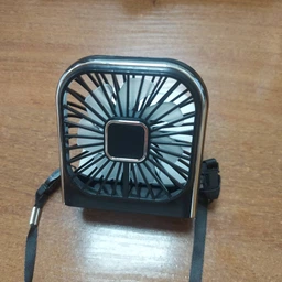 Вентилятор міні портативний акумуляторний з павербанком 3000 mAh з підставкою для телефона ручний на шию з USB білий + чорний фото від покупців 1