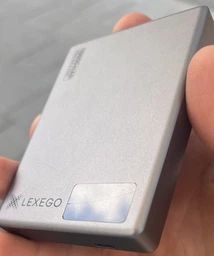 Магнітний ультратонкий павербанк LEXEGO 5000 мА·год MagSafe Qi, бездротова зарядка, PD 20W Type-C, зовнішній акумулятор з TFT дисплеєм Gray (HDL-5-GR)