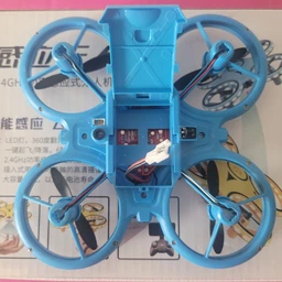 Інтерактивний дрон UFT HandCopter Yellow з керуванням рукою та яскравим підсвічуванням (UFTHandCopterYellow) фото від покупців 5