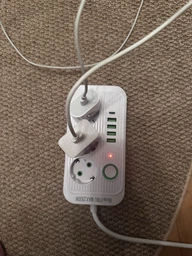Удлинитель сетевой фильтр 6 метров фильтр питания на 3 розетки 4 USB разъёмами Type-C зарядное устройство переноска 2500 Вт с заземлением и защитой от перегрузки для дома офиса бытовой техники зарядки телефонов планшетов чёрный