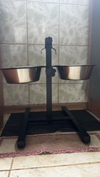 Стійка з мисками для собак 2 * 1,8 L, (діаметр - 21 см, висота стійки 42 см)