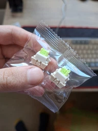 Клавіатура бездротова Aula F75 Gasket Greywood V3 switch Hot-Swap PBT 2.4G wireless BT Black (6948391208626) фото від покупців 1