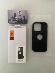 Чехол противоударный Spigen Tough Armor MagSafe для Iphone 14 Pro (6.1") Black с подставкой MagFit ACS04985 фото от покупателей 1