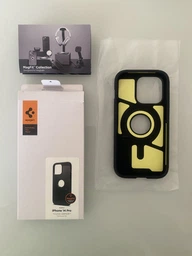 Чехол противоударный Spigen Tough Armor MagSafe для Iphone 14 Pro (6.1") Black с подставкой MagFit ACS04985