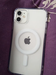 Прозрачный чехол Clear Case with MagSafe для iPhone 11