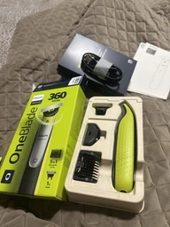 Електростанок Philips OneBlade QP2834/20 для обличчя і тіла з лезом 360 (8720689003438/8720689020961)