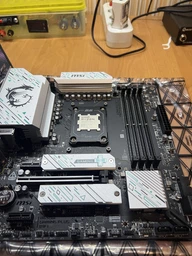 Материнська плата MSI B650M Gaming Plus Wi-Fi (sAM5, AMD B650, PCI-Ex16)