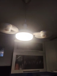 LED лампа-вентилятор 2 в 1 E27 с 3 вентиляторами и пультом дистанционного управления 50 Вт (LC0002) фото от покупателей 1