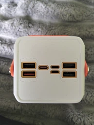 Повербанк Power bank 100000 mAh USB, Type-C, MicroUSB с Led-дисплеем, быстрой зарядкой и встроенными кабелями, белый фото от покупателей 7