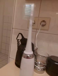 Насадки для зубної щітки Philips HX614 Pro Results (4 шт) змінні головки сумісні з DiamondClean ProtectiveClean, DailyClean, ExpertClean, Prestige, універсальні змінні насадки на щітку, білі фото від покупців 1