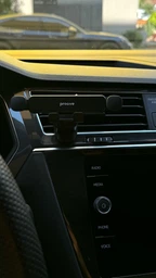 Автомобильный держатель Proove Gravity Lite Air Outlet Car Mount black