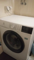 Стиральная машина узкая Electrolux EWS6427BU