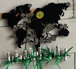 Декоративное панно на стену из дерева Upwood Decor Дерево карта Tree map 35 х 42 см black