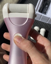 Пемза пилка для ніг та п'яток роликова аккумуляторна Callus Remover 3W електрична для шліфування електропемза для педикюру USB рожева фото від покупців 3