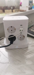 Сетевой фильтр удлинитель адаптер питания беспроводная зарядка 2 USB A 2 Type C на 7 розеток с заземлением и защитой от перенапряжения 2500W 10A кабель 1,8м для компьютера ноутбука настольный PD Power Delivery электрический разветвитель с евророзетками фото от покупателей 3