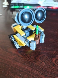 Конструктор робота Валлі (WALL-E), 217 деталей, 7.5 х 7.5 х 6.5 см, конструктор для дітей, дрібні деталі, рухомі елементи