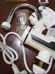 Водонагрівач проточний електричний з душовою лійкою та Led дисплей індикація нагріву BRS White фото від покупців 1