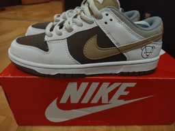 Жіночі кросівки з вишивкою Nike sb dunk low beige brown 39 фото від покупців 1