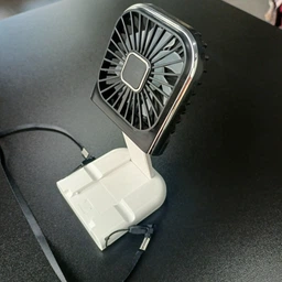 Вентилятор міні портативний акумуляторний з павербанком 3000 mAh з підставкою для телефона ручний на шию з USB білий + чорний фото від покупців 7