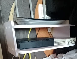 2-рівнева Полиця для Wi-Fi роутера, модему, приставки, маршрутизатора 30*20*15 см, біла фото від покупців 1