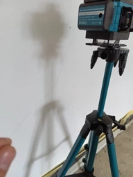 Лазерный уровень нивелир Laser Level 4D 2 аккумулятора 16 линий зеленый луч со штативом в кейсе синий фото от покупателей 4