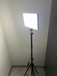 Лампа відеосвітло LED | PL-26 | 23х16 cm | 240 Lights | 3200K-5600K | Remote | USB Control фото від покупців 1