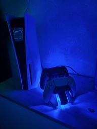 Зарядка для джойстика PS 5 Dobe Док Станция для PlayStation 5 PS 5 DualSense на 2 геймпада с LED подсветкой P5V Серый фото от покупателей 4