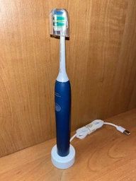 Электрическая зубная щетка Philips Sonicare HX4022/04 серии 2100 фото от покупателей 3
