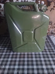 Канистра для топлива металлическая вертикальная Gelg 20л белая, 0,8мм, RAL 9001 фото от покупателей 6