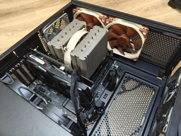 Корпус MSI MAG FORGE 330R AIRFLOW фото от покупателей 1