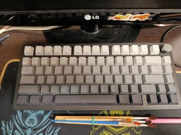 Игровая механическая беспроводная клавиатура Attack Shark X85 Pink gradient, 75%, RGB, USB-C, hot-swap, White Jade Switch с регулятором громкости