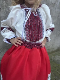Костюм вишиванка для дівчинки Класичний молочно-червоний 110