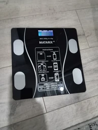 Ваги підлогові смарт розумні скляні для дому Scale one Black електронні фітнес Bluetooth з додатком для смартфона 180 кг білі фото від покупців 1