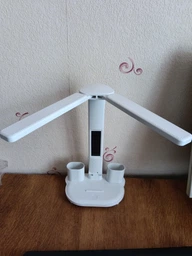 Світлодіодна настільна лампа трансформер на акумуляторі з дисплеєм 12в1 Tech Lamp - багатофункціональна з подвійним джерелом світла, календарем, термометром та тримачем для ручок, біла фото від покупців 9
