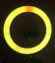 Світлодіодна кільцева LED лампа RGB MJ33 з пультом та штативом 33 см білий/чорний фото від покупців 1