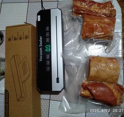 Вакуумный упаковщик бытовой Вакууматор для сухих и влажных продуктов + в комплекте 10 вакуумных пакетов
