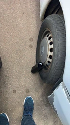 Автомобільний акумуляторний компресор безпровідний, насос автонасос для коліс автомобіля машини авто портативний компресор для підкачки шин