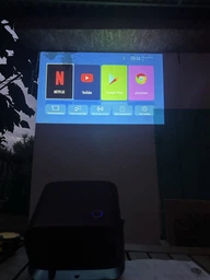 Проектор для фільмів домашній кінотеатр LED портативний Wi-Fi Android Bluetooth 1280×720 HD з автофокусом автокорекцією трапеції пультом HDMI USB з поворотом 180° для перегляду серіалів ігор на стіну стелю компактний для дому квартири відпочинку фото від покупців 1